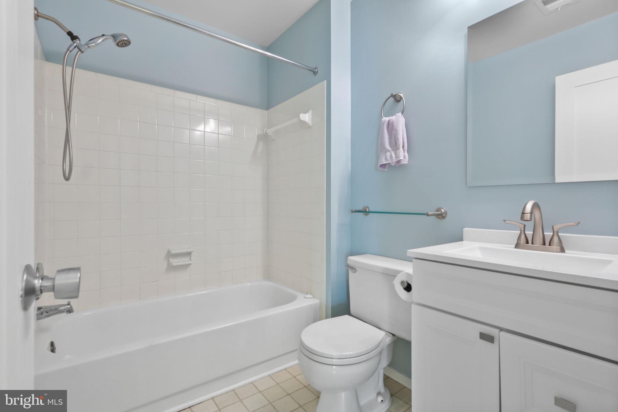 7802 Harrowgate Circle, Unit D Springfield, VA 22152 - Photo 22 of 24 Second Bathroom