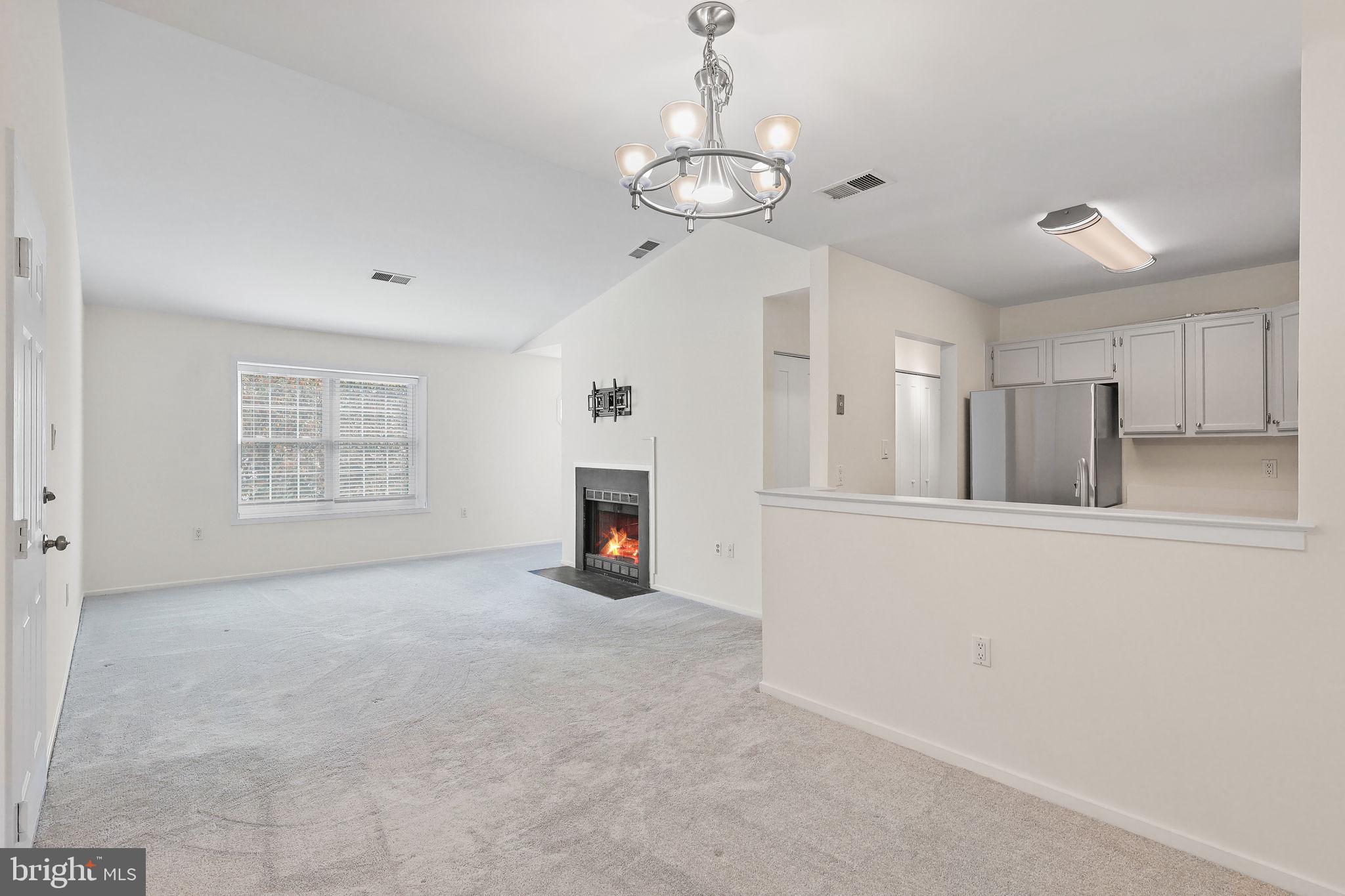 7802 Harrowgate Circle, Unit D Springfield, VA 22152 - Photo 5 of 24 Living Room