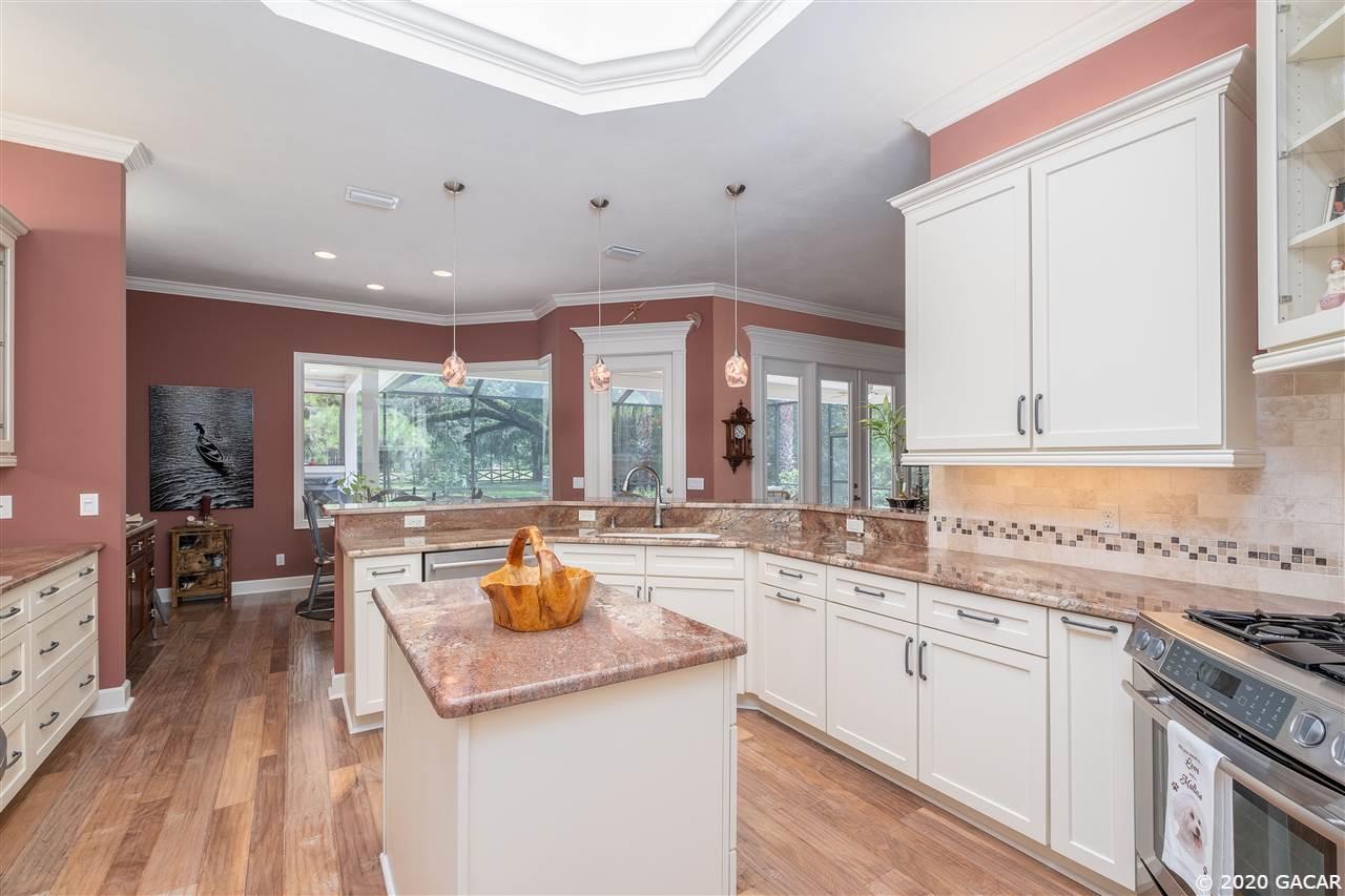 10876 Southwest 11 Lane Gainesville, FL 32607 - Photo 13 of 29 Gallery Image 13