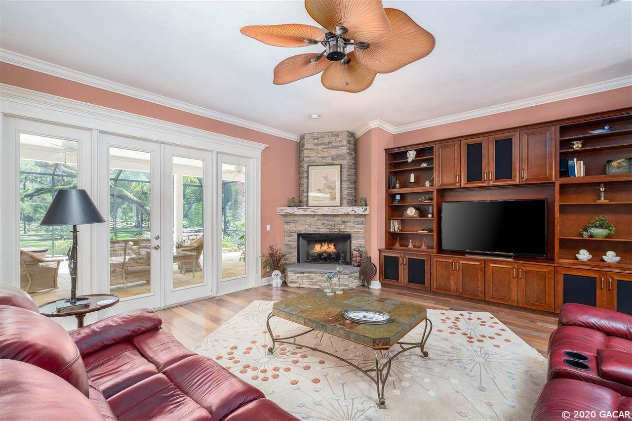 10876 Southwest 11 Lane Gainesville, FL 32607 - Photo 6 of 29 Gallery Image 6