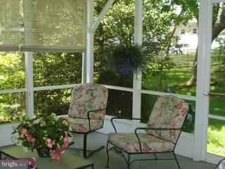 330 Kenmore Road Havertown, PA 19083 - Photo 3 of 5