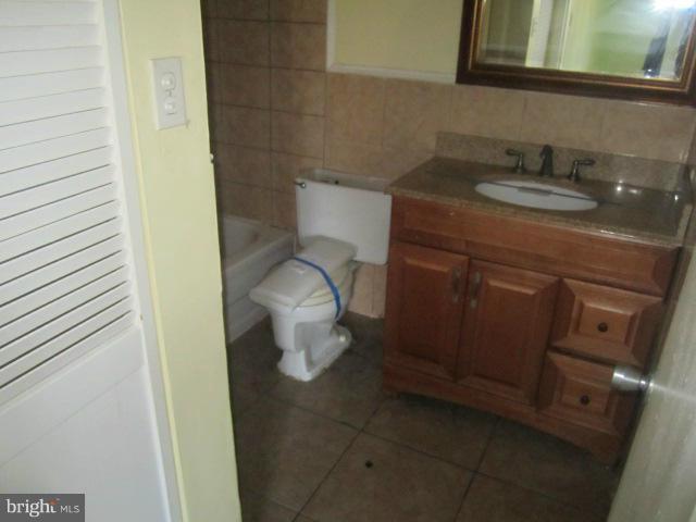 11206 Cherry Hill Road, Unit T2 Beltsville, MD 20705 - Photo 15 of 20 Bath 2