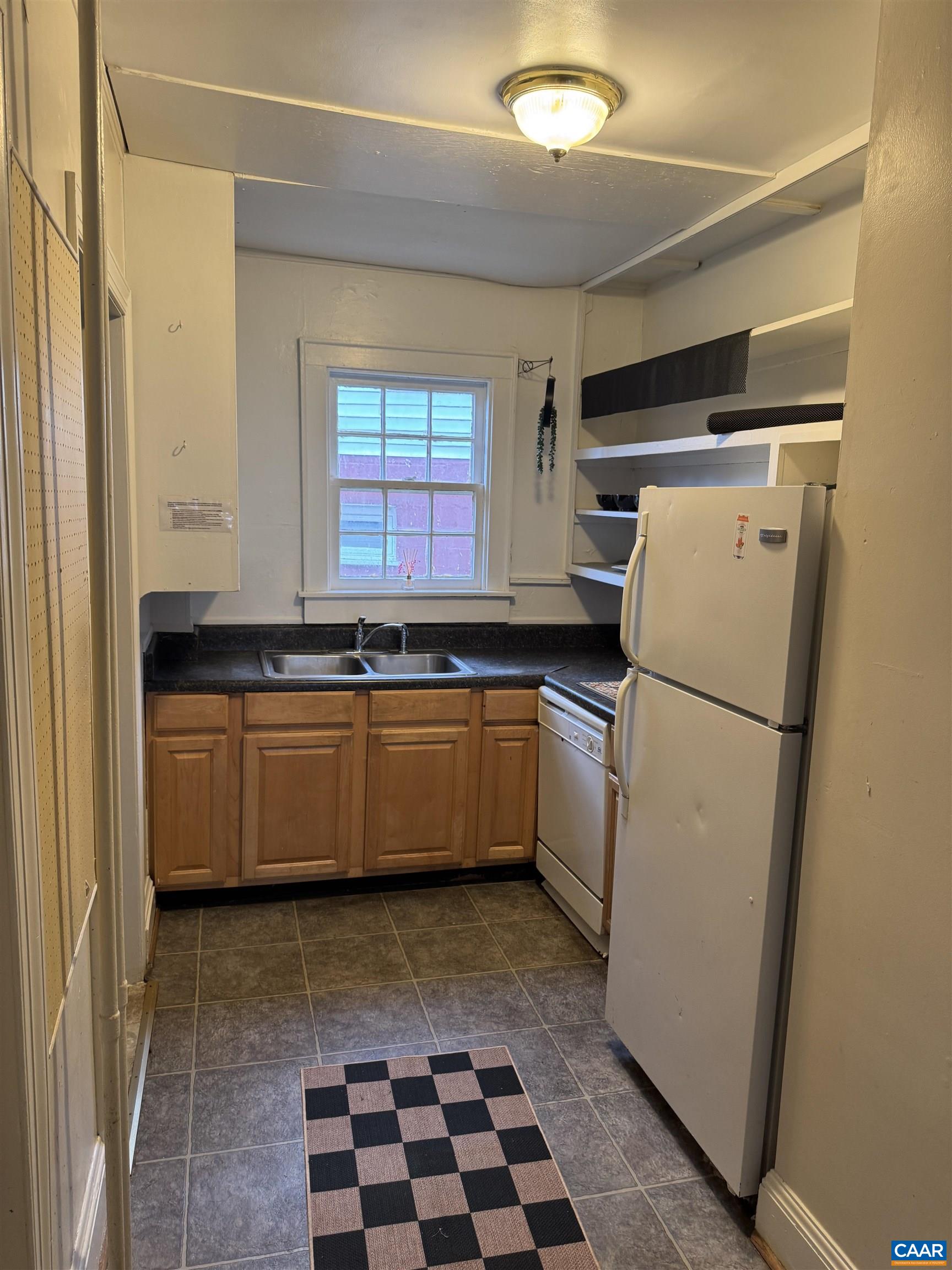524 Valley Road Charlottesville, VA 22903 - Photo 11 of 12 Kitchen
