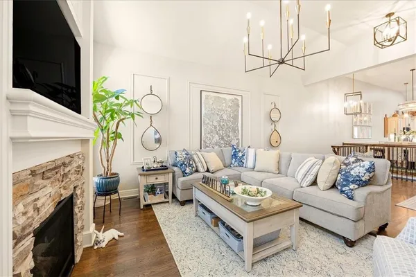 $472,500 | 16653 West 168th Court, Olathe, KS 66062