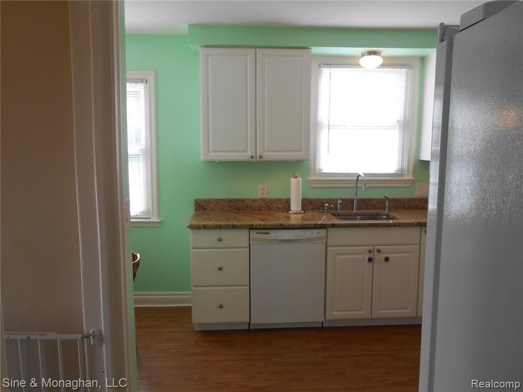 223 McMillan Road Grosse Pointe Farms, MI 48236 - Photo 6 of 39