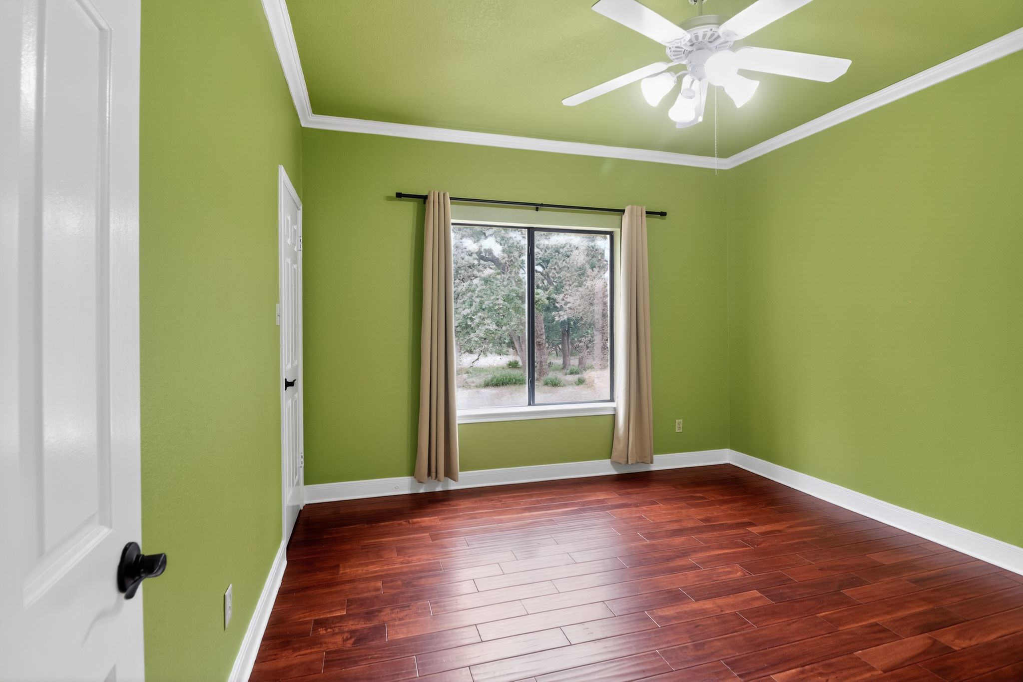 128 Mockingbird Lane Georgetown, TX 78633 - Photo 17 of 32 Third Bedroom with Large Window