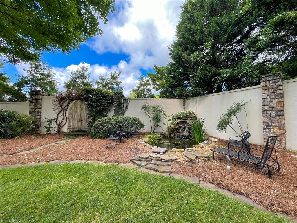 3021 Country Club Road Winston-Salem, NC 27104 - Photo 16 of 40 Gallery Image 16