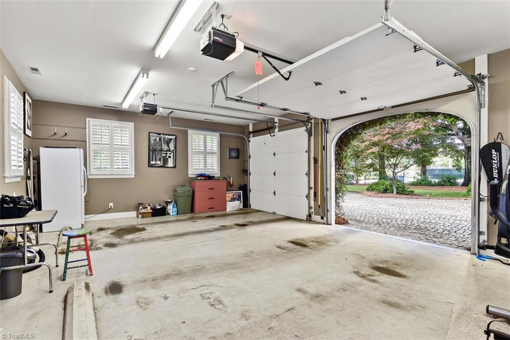 3021 Country Club Road Winston-Salem, NC 27104 - Photo 36 of 40 Gallery Image 36