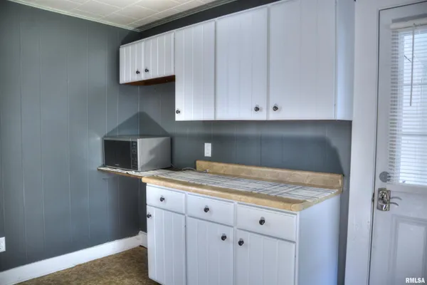 $82,500 | 521 South Johnson Street, Macomb, IL 61455