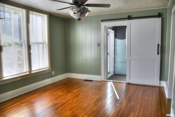 $82,500 | 521 South Johnson Street, Macomb, IL 61455