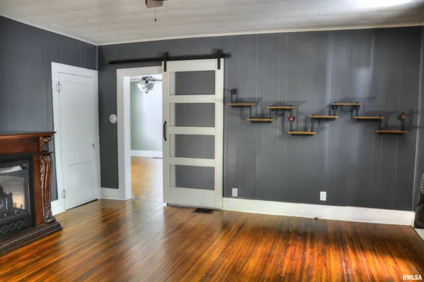 $82,500 | 521 South Johnson Street, Macomb, IL 61455