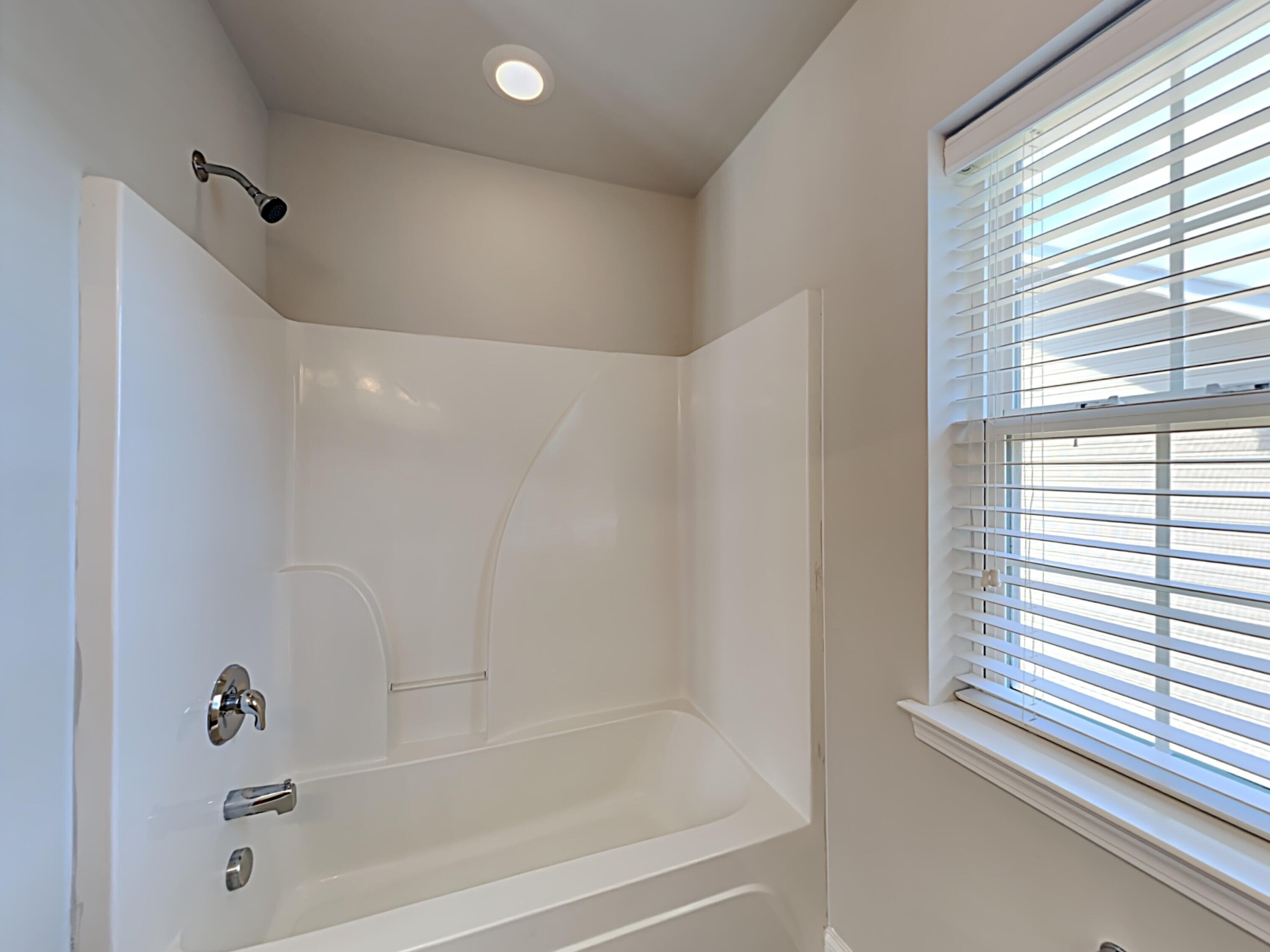 313 Stone Post Road Moncks Corner, SC 29461 - Photo 13 of 21 12_Image_Hkinb8zOoO