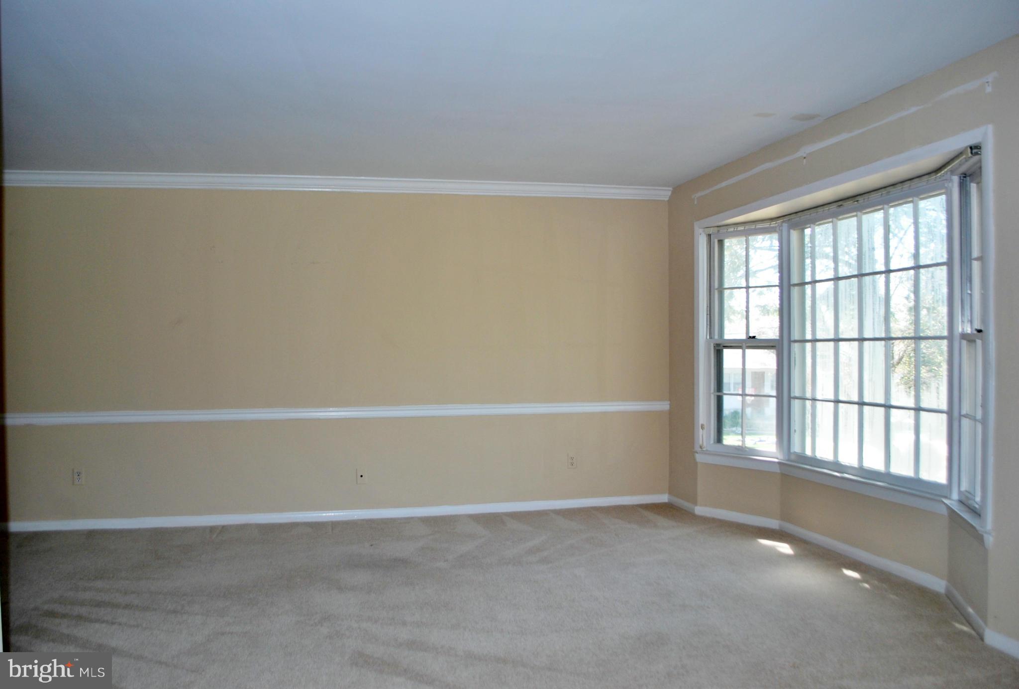 1311 Mullins Street Silver Spring, MD 20904 - Photo 6 of 30 Living Room
