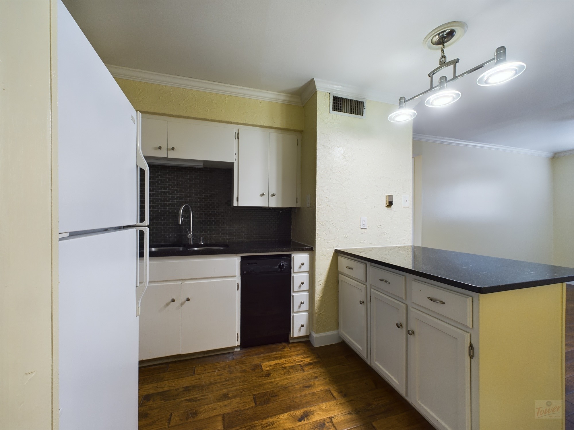 803 West 28th Street, Unit 206 Austin, TX 78705 - Photo 2 of 25