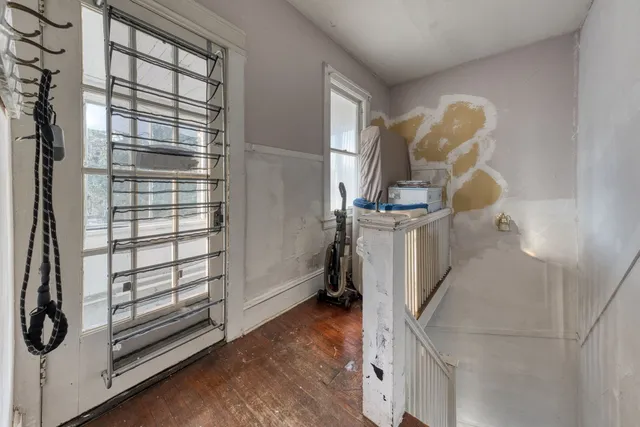 a view of a livingroom with a fireplace