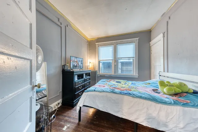 a living room with granite countertop furniture and a fireplace