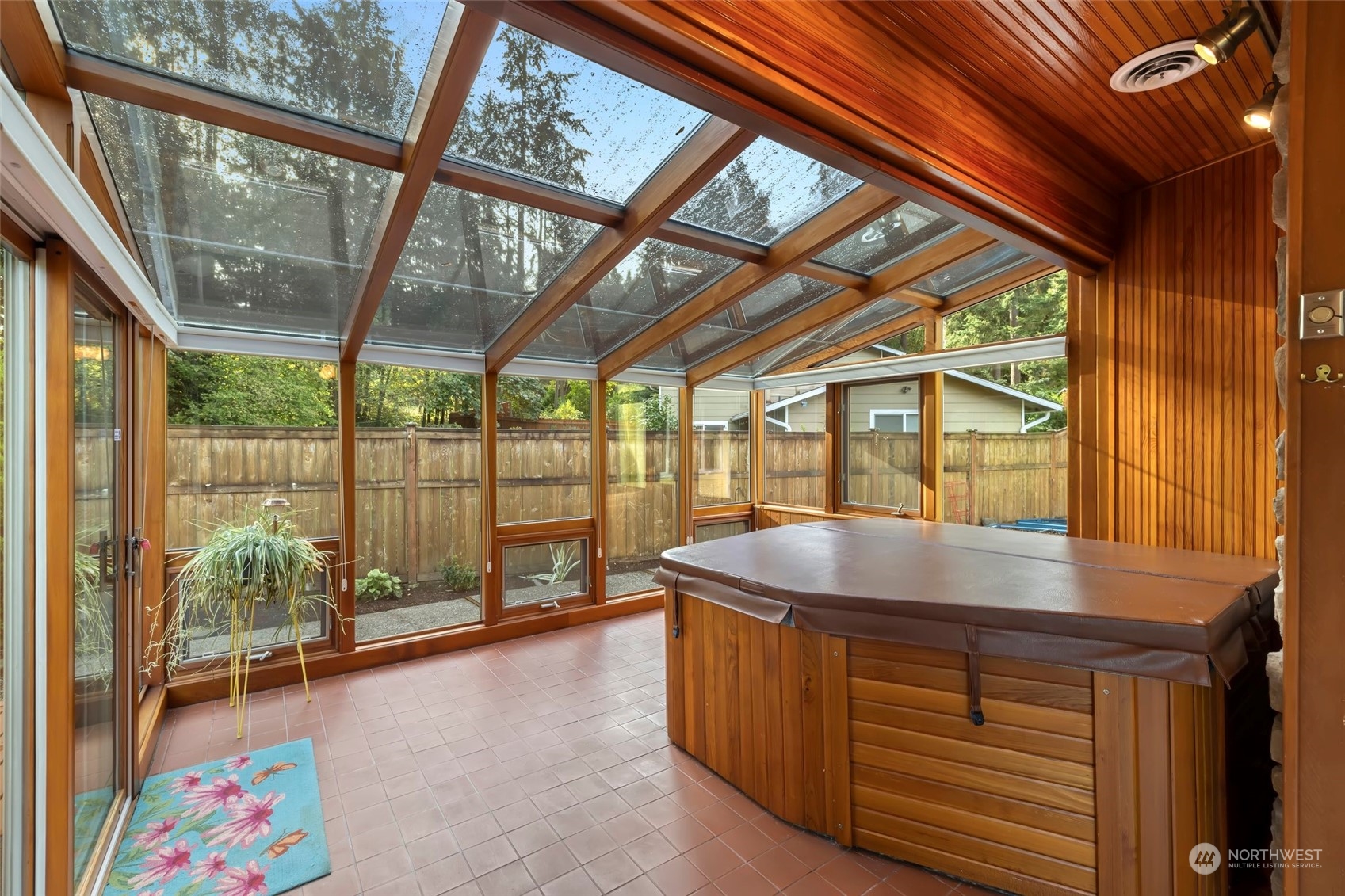 12730 Southeast 95th Place Renton, WA 98056 - Photo 17 of 38