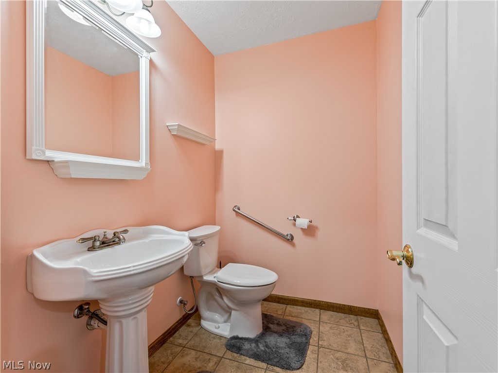 1162 Rolena Circle Northwest Canton, OH 44708 - Photo 30 of 34 Gallery Image 30