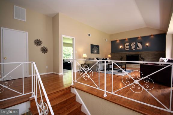 9500 Flower Avenue Silver Spring, MD 20901 - Photo 27 of 28 Living Room