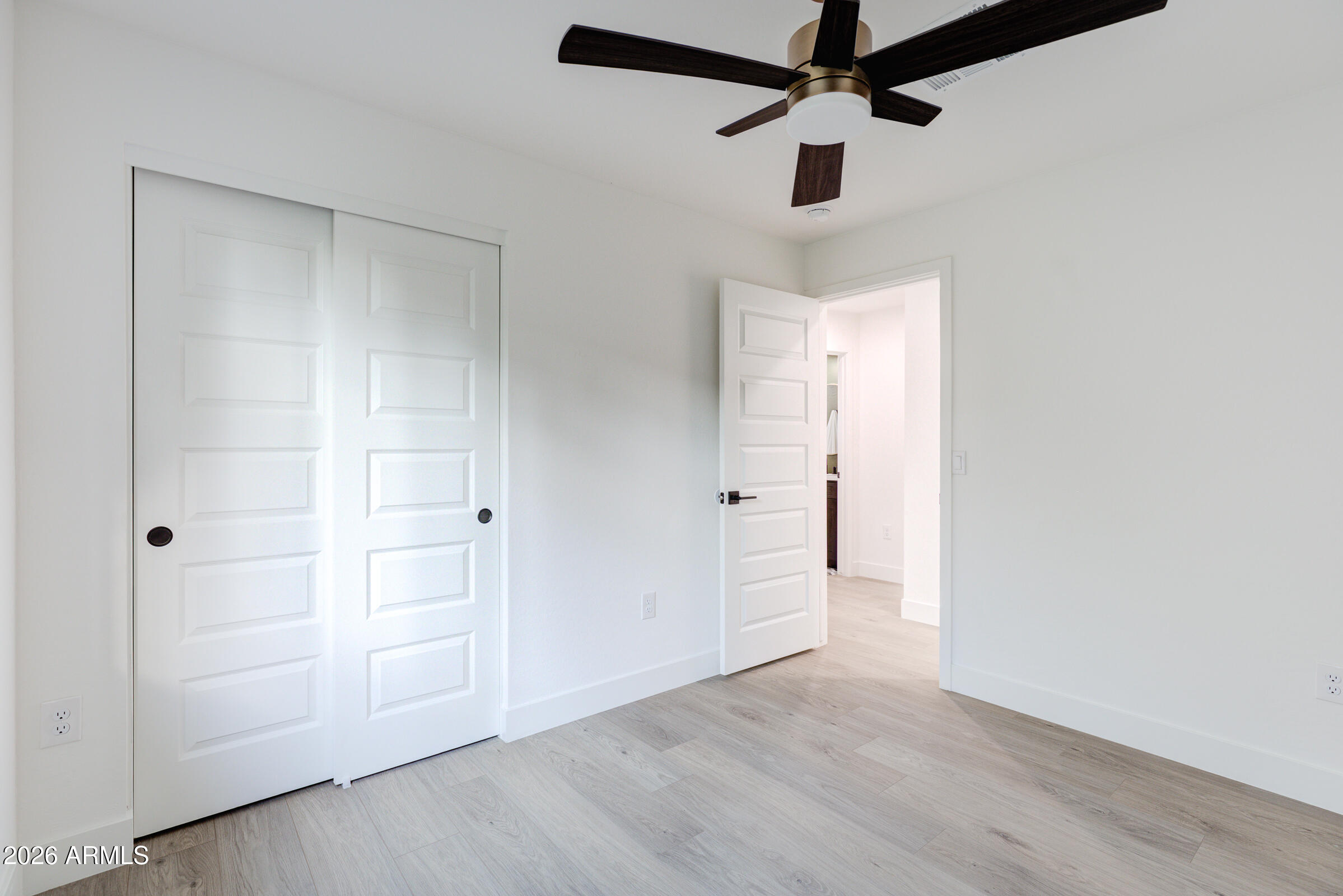 4235 North 35th Way Phoenix, AZ 85018 - Photo 21 of 33 4235 N 35th Way-33