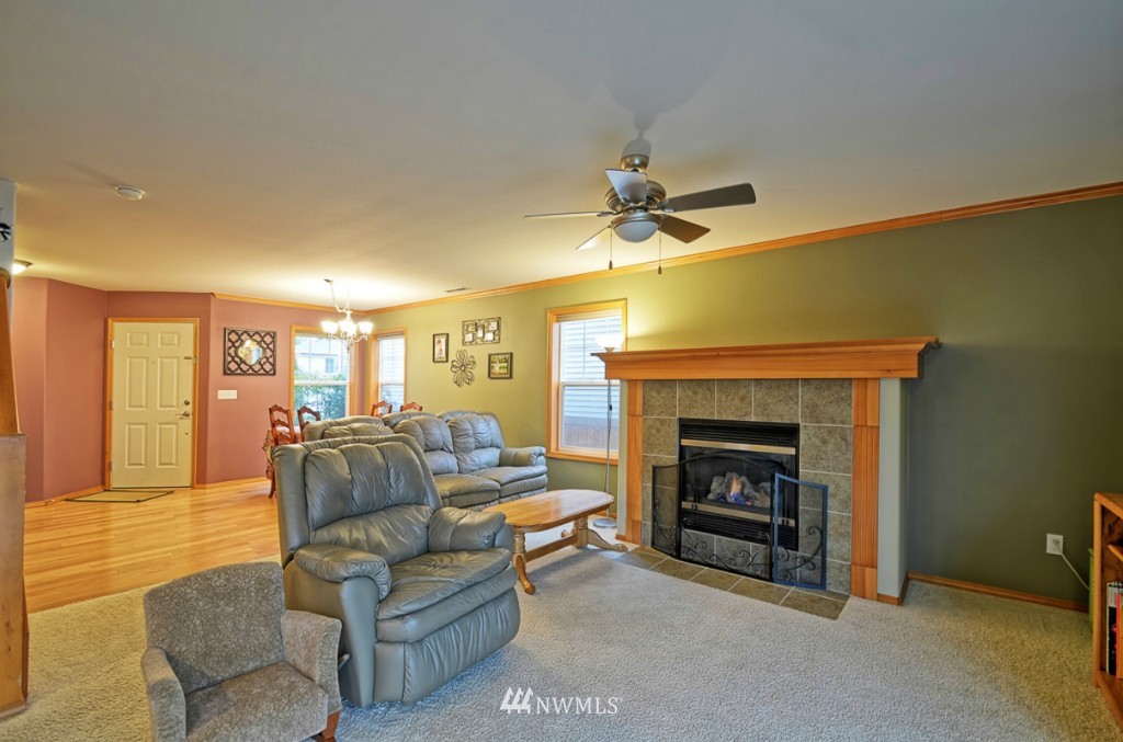 3522 154th Place Southeast Bothell, WA 98012 - Photo 4 of 21