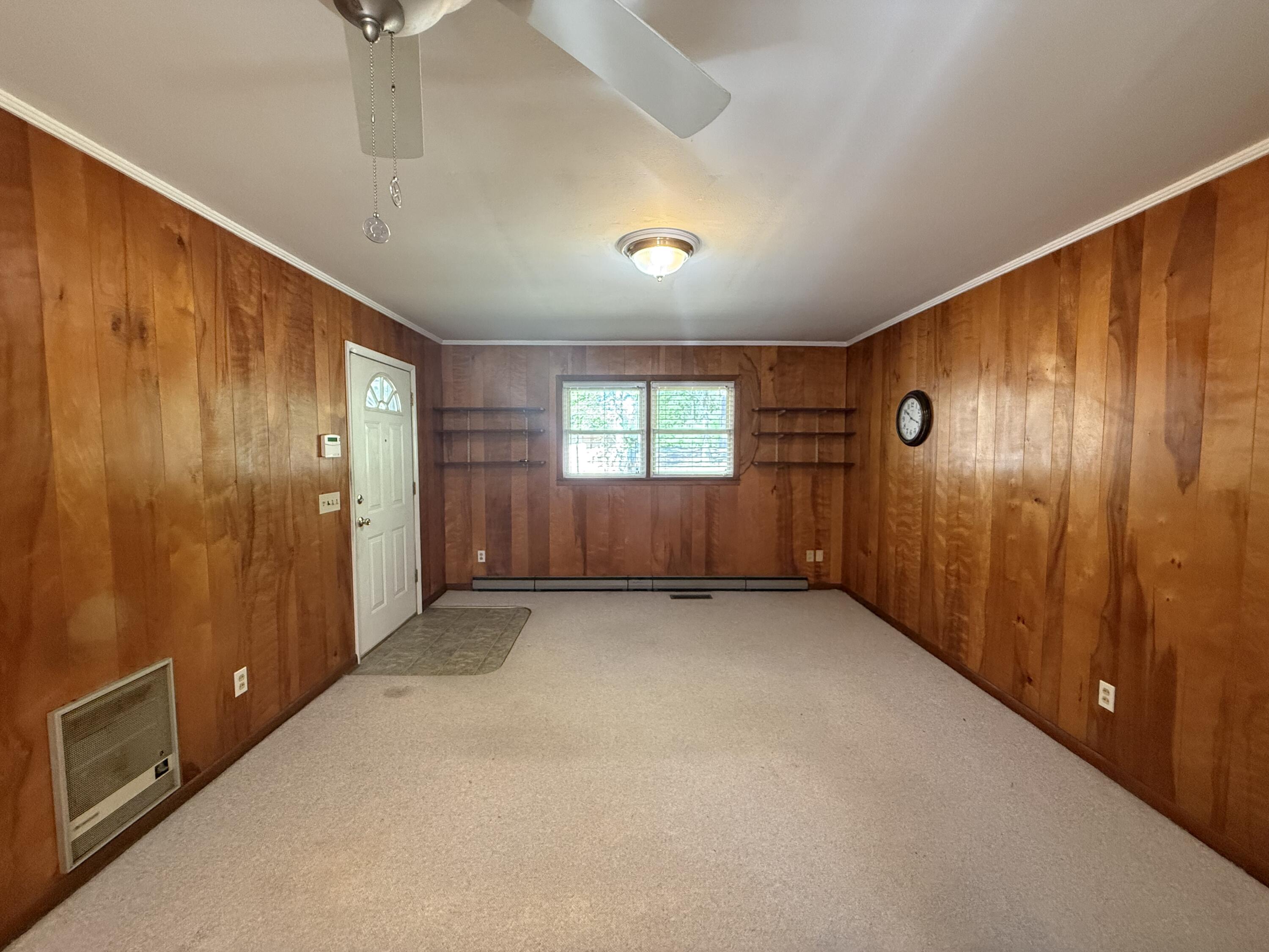 727 Central Road Thomson, GA 30824 - Photo 4 of 26 IMG_3759