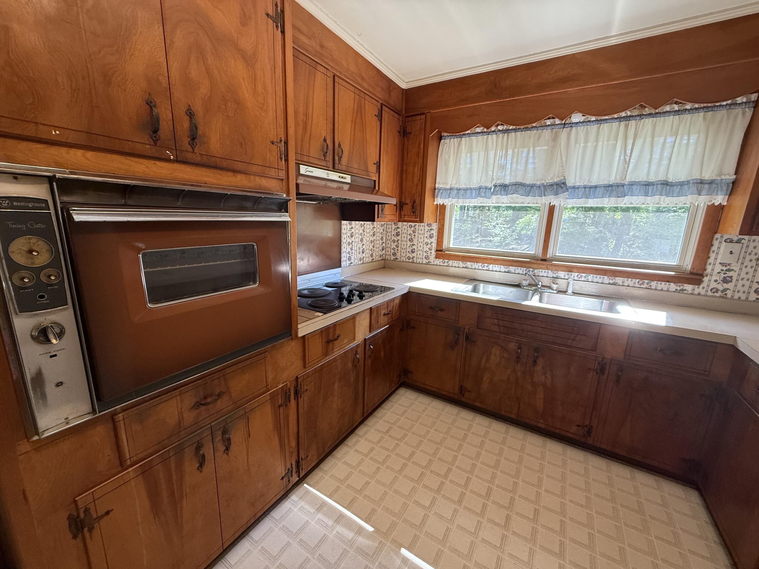 727 Central Road Thomson, GA 30824 - Photo 8 of 26 IMG_3754