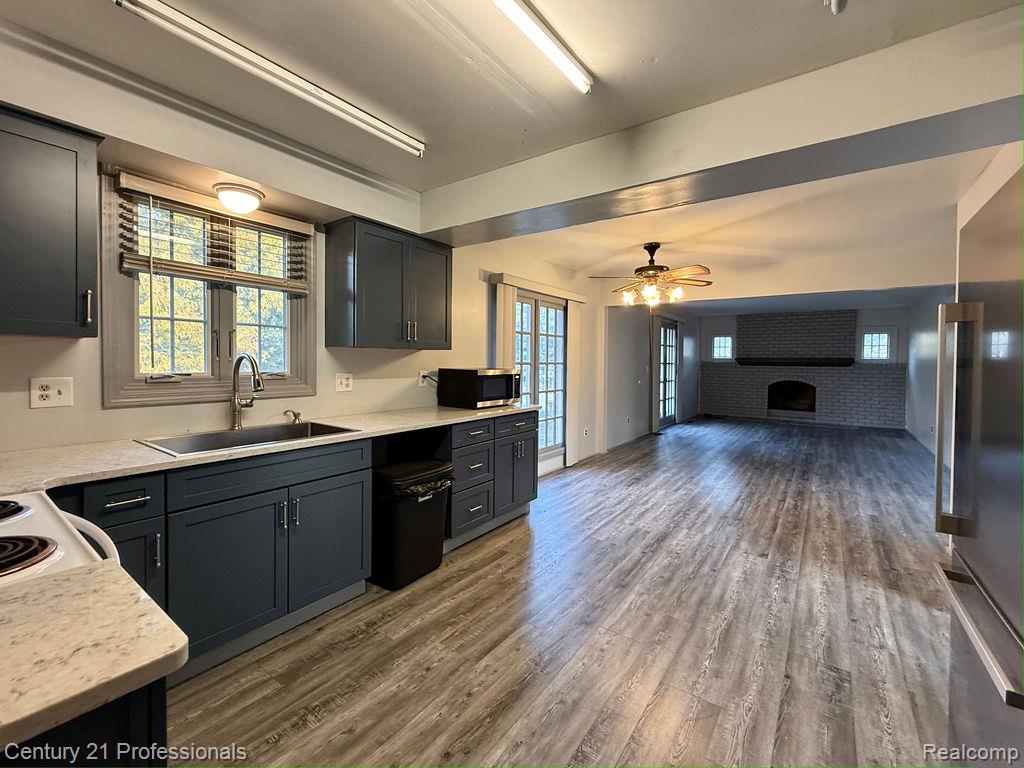 100 Longford Drive Rochester Hills, MI 48309 - Photo 17 of 47
