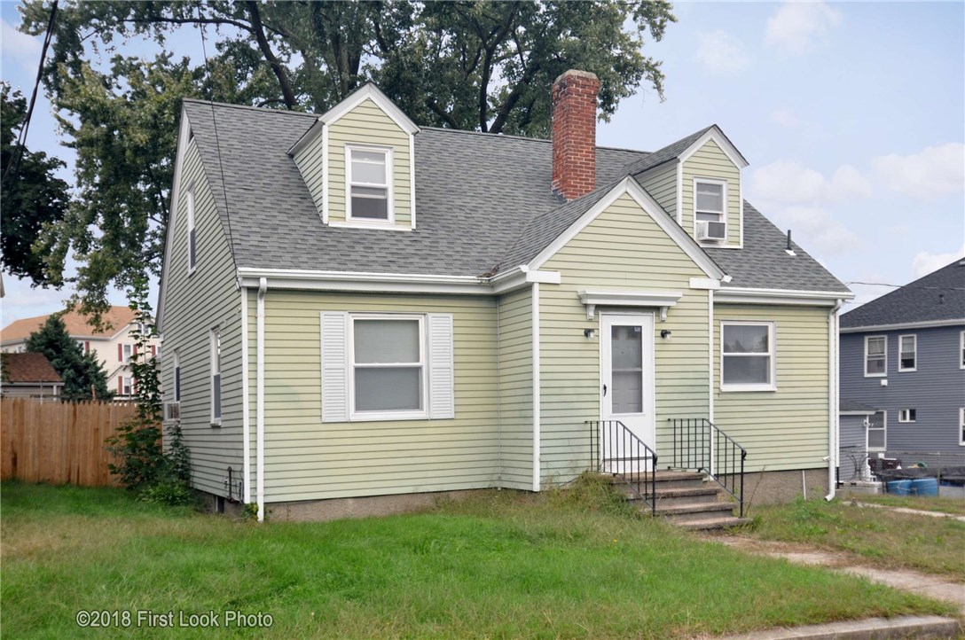 489 Mason Street Woonsocket, RI 02895 - Photo 1 of 26 Gallery Image 1