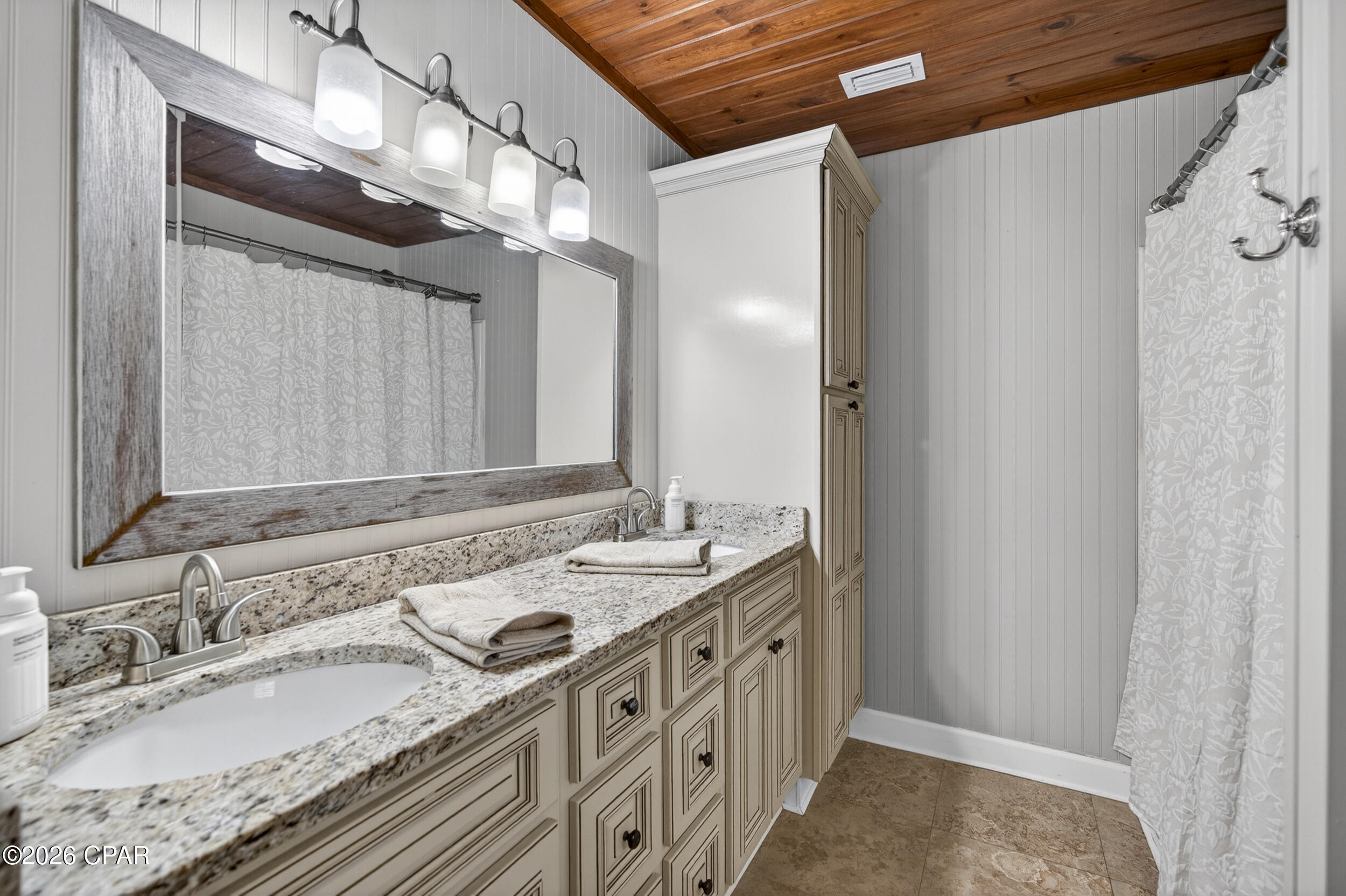 126 Tall Oaks Road DeFuniak Springs, FL 32435 - Photo 17 of 44 Gallery Image 17
