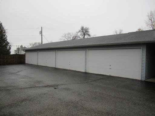 25676 Raska Lane, Unit F Lake Villa, IL 60046 - Photo 4 of 14