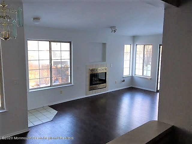 32 Wentworth Road Bedminster, NJ 07921 - Photo 1 of 18 LR 2