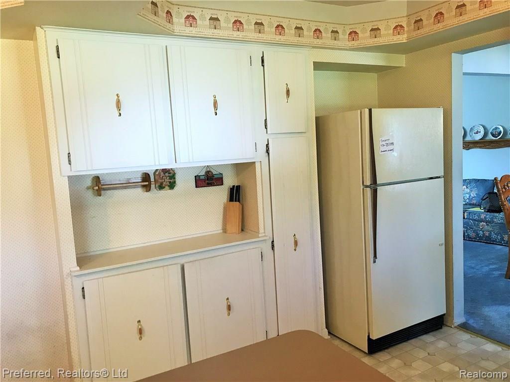 7418 Iron Gate Road Canton, MI 48187 - Photo 9 of 28