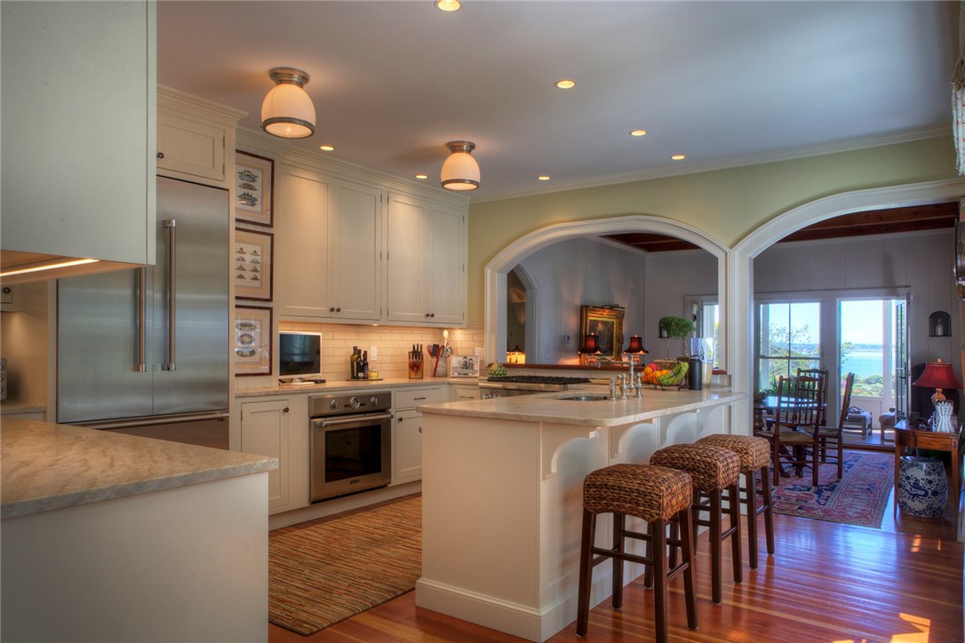 29 Decatur Avenue Jamestown, RI 02835 - Photo 12 of 40