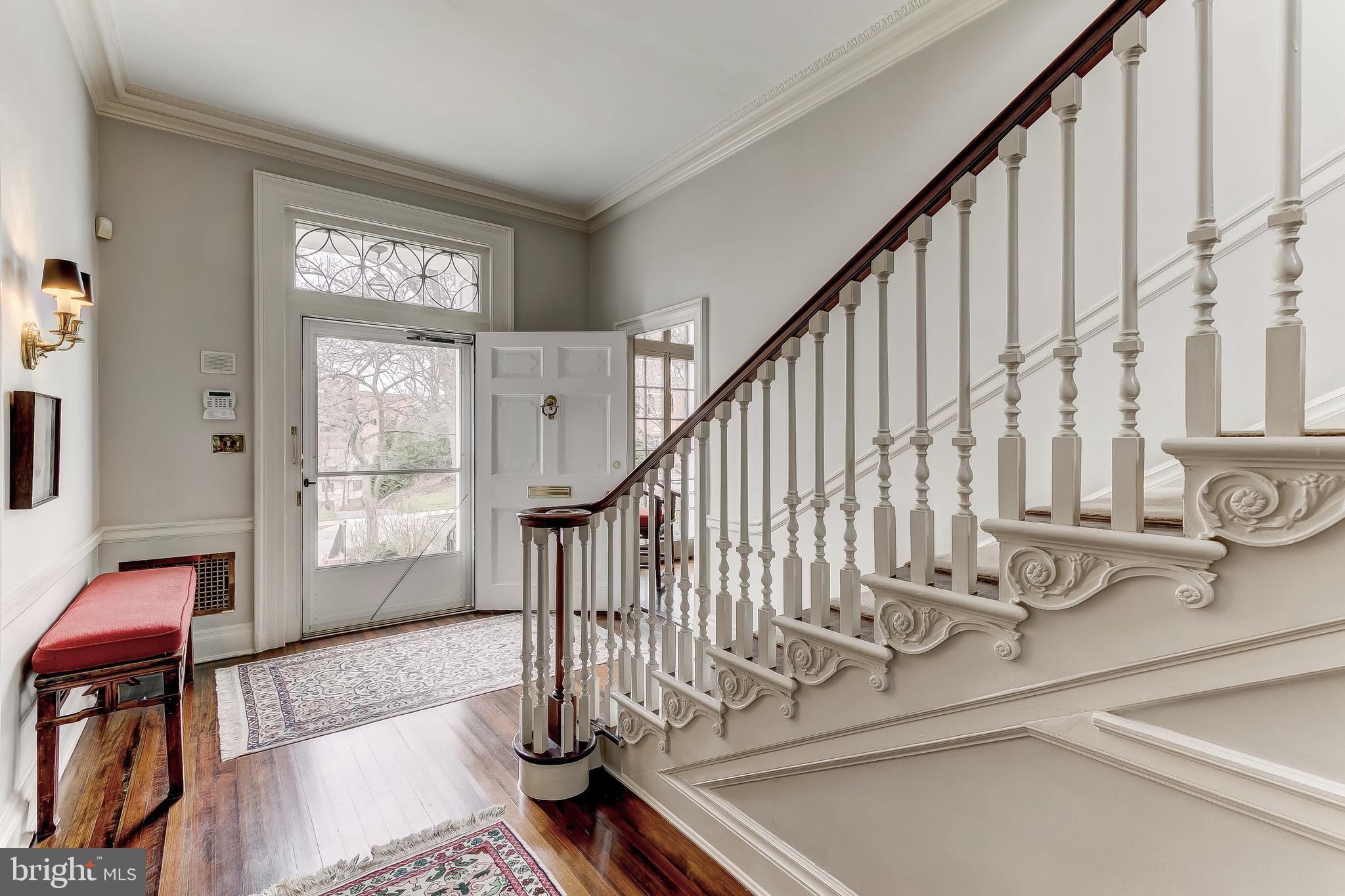 5 Whitfield Road Baltimore, MD 21210 - Photo 3 of 44 Foyer