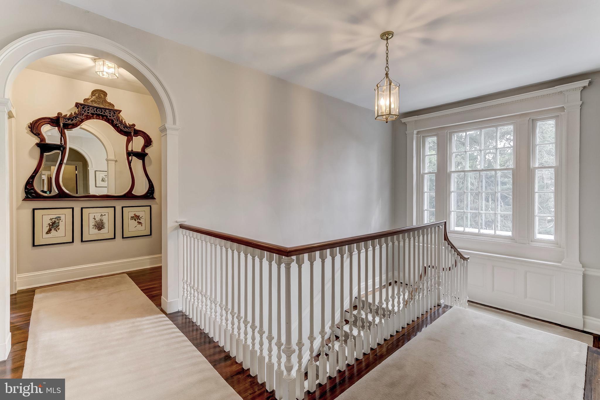 5 Whitfield Road Baltimore, MD 21210 - Photo 23 of 44 2nd Floor Hall
