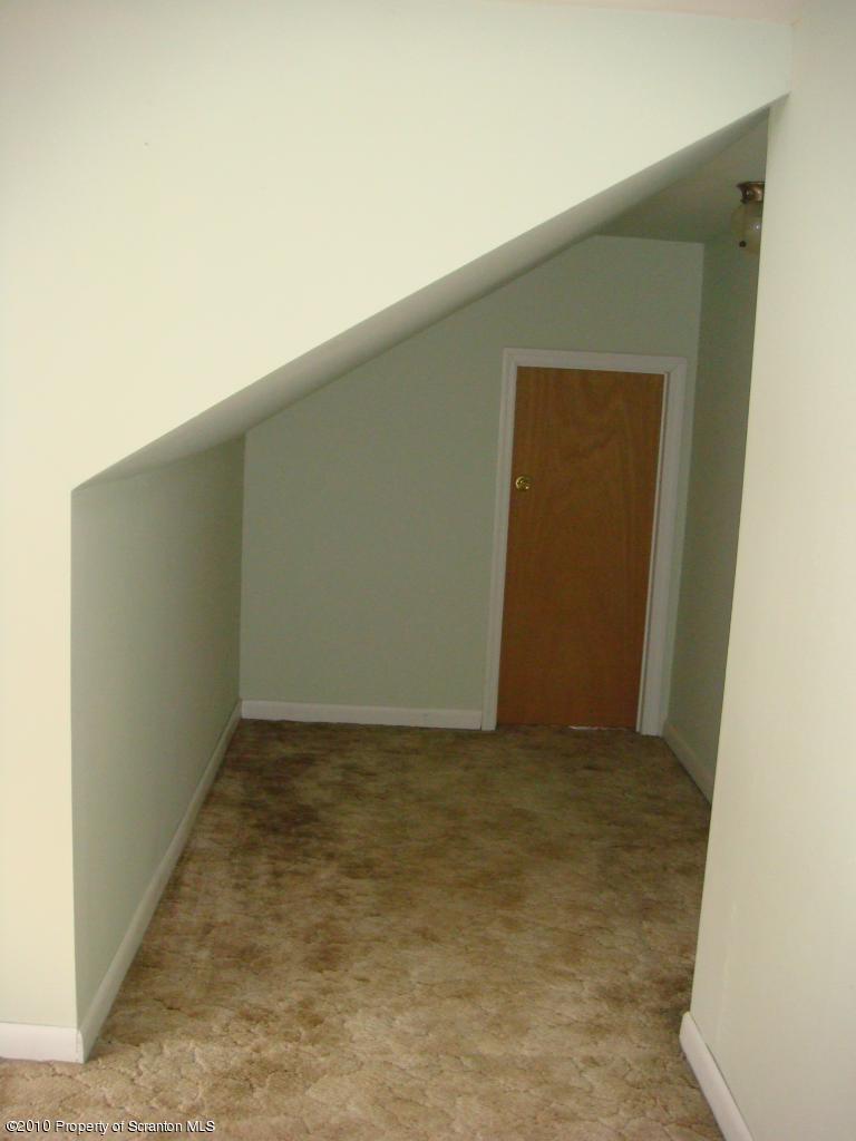 162 Carbondale Road Waymart, PA 18472 - Photo 15 of 20 Gallery Image 15
