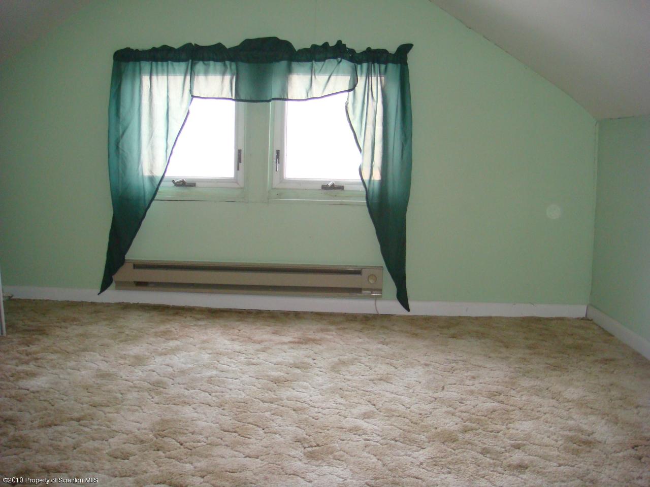 162 Carbondale Road Waymart, PA 18472 - Photo 18 of 20 Gallery Image 18
