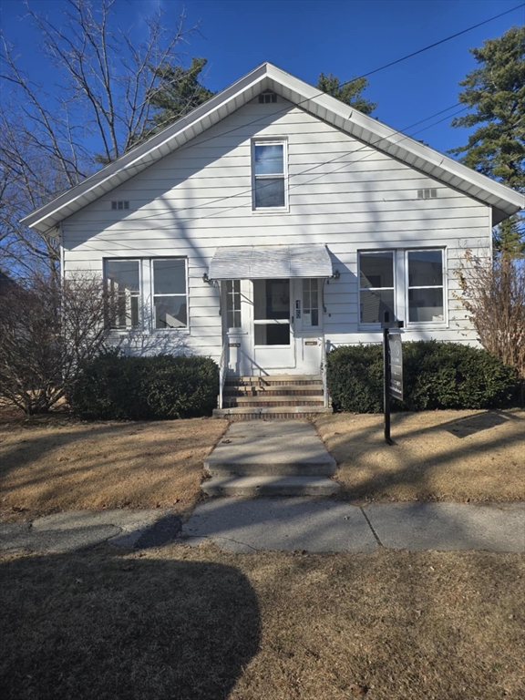 16 Walton Street Chicopee, MA 01013 - Photo 1 of 8 Gallery Image 1