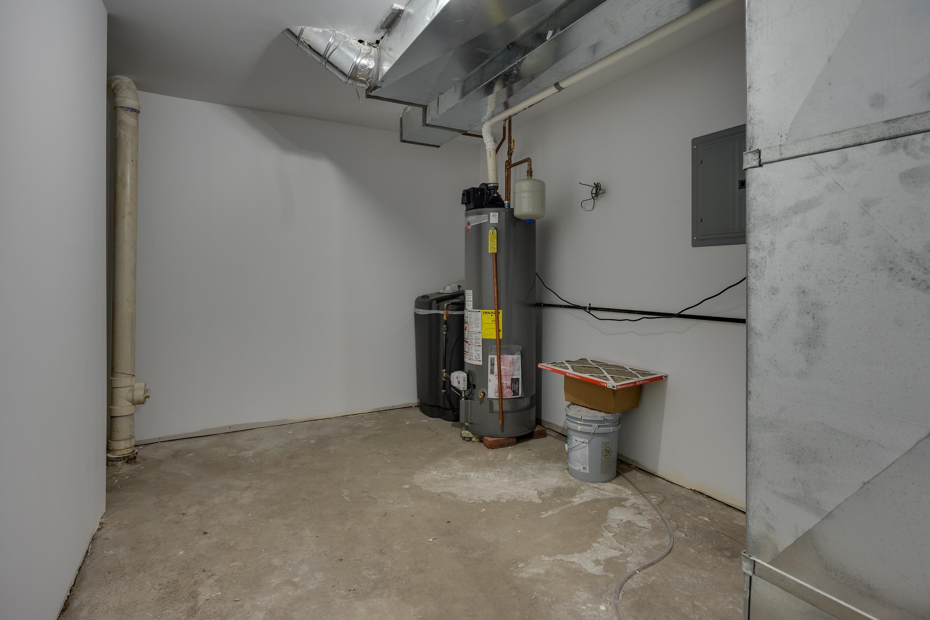 614 Bowers Boulevard Delavan, WI 53115 - Photo 12 of 15