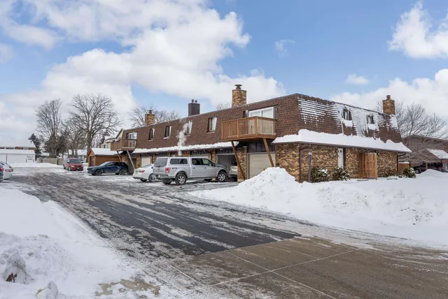 $237,000 | 614 Bowers Boulevard, Delavan, WI 53115