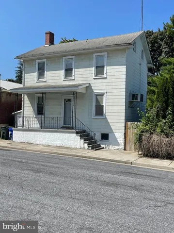 $1,500 | 4 South Farquhar Street, Union Bridge, MD 21791