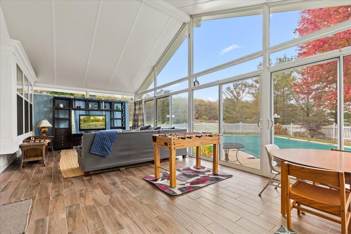 1641 Prairie Lane Richfield, WI 53033 - Photo 26 of 65 27-Prairie Ln-27