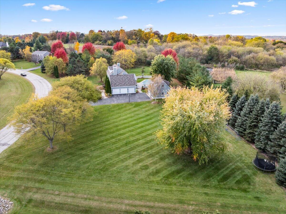 1641 Prairie Lane Richfield, WI 53033 - Photo 3 of 65 82-Prairie Ln-81
