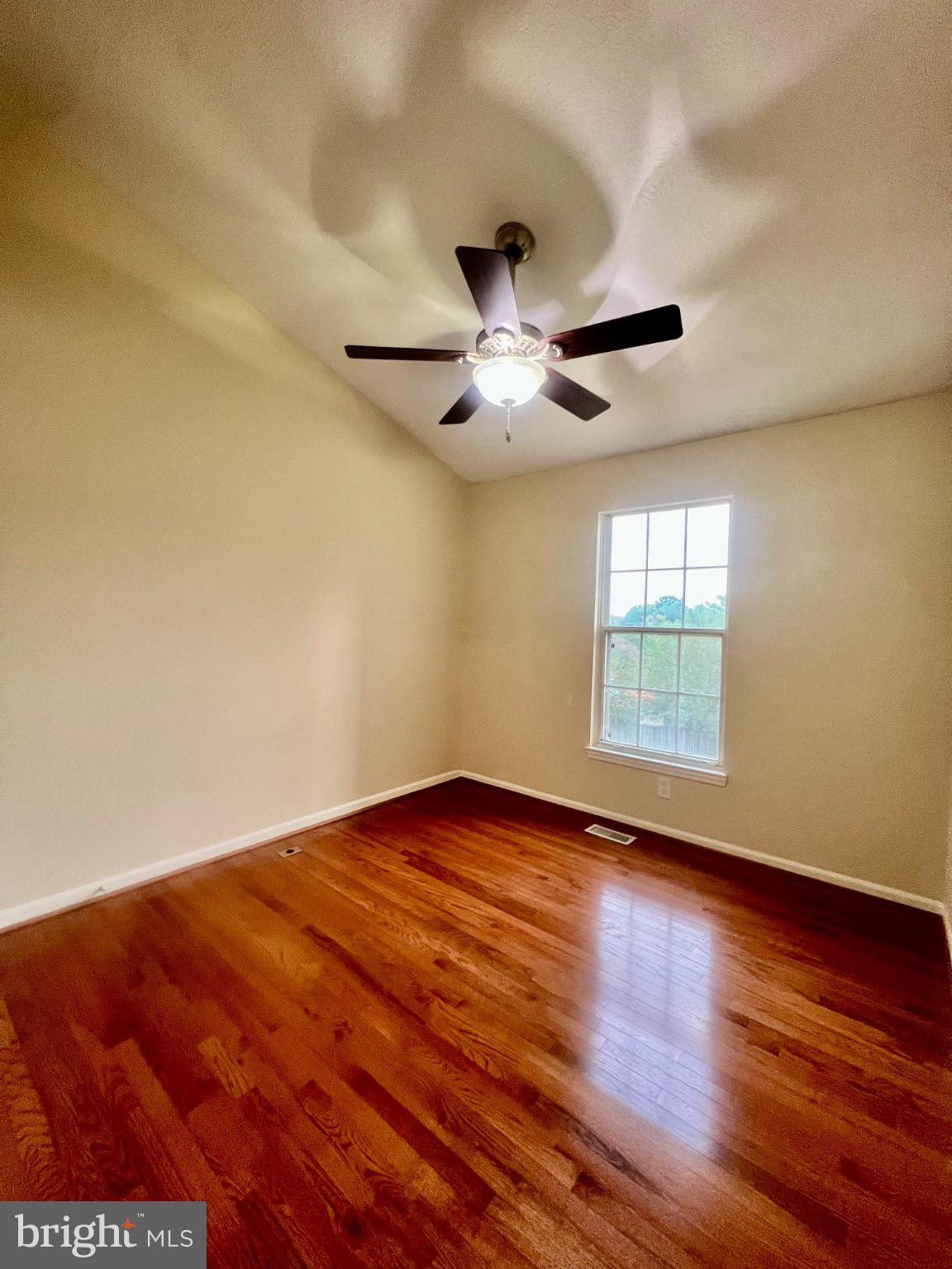 14063 Winding Ridge Lane Centreville, VA 20121 - Photo 18 of 33 Gallery Image 18