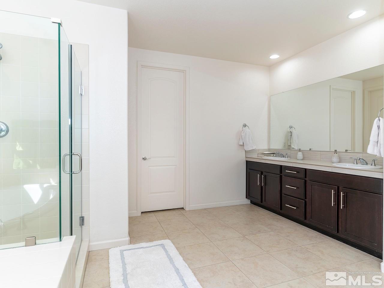 9804 Kerrydale Court Reno, NV 89521 - Photo 10 of 19 Photo 11