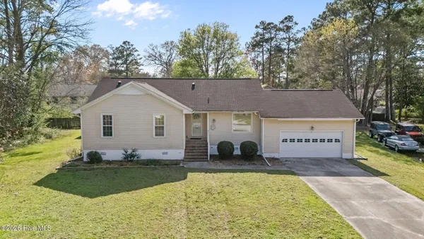 $285,000 | 108 Starboard Drive, New Bern, NC 28562