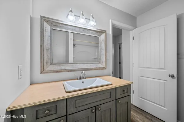 $285,000 | 108 Starboard Drive, New Bern, NC 28562