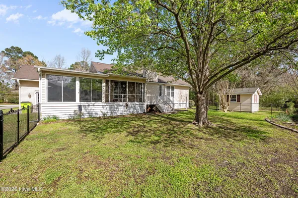 $285,000 | 108 Starboard Drive, New Bern, NC 28562