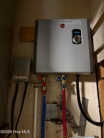 $285,000 | 108 Starboard Drive, New Bern, NC 28562